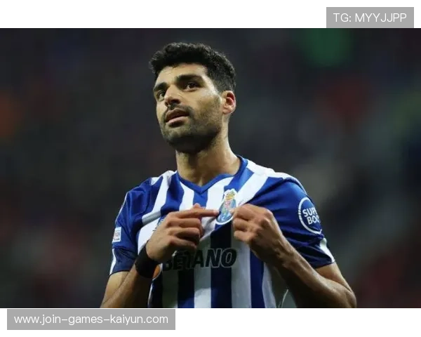 波尔图塔雷米二次调整后劲射稳稳破门：激情与精准的完美结合